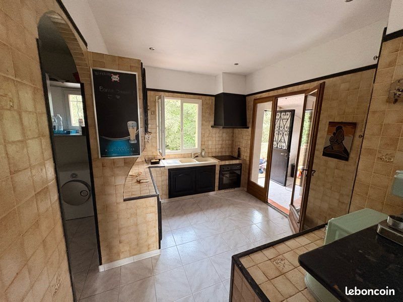 Maison à louer, 100m², Meyrargues