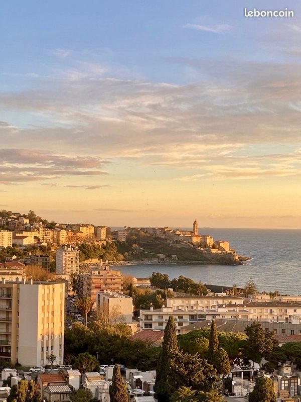 Appartement à vendre, 78m², Bastia
