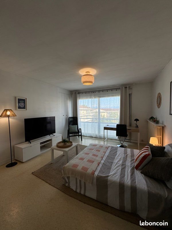 Appartement à louer, 28m², Ferney-Voltaire