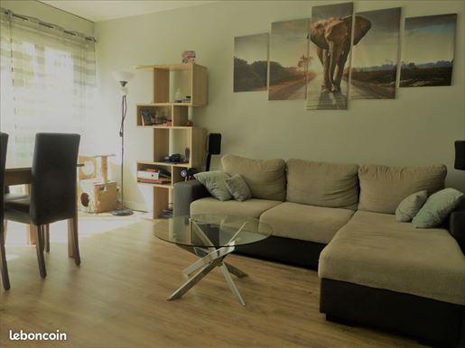 Advert pic 0