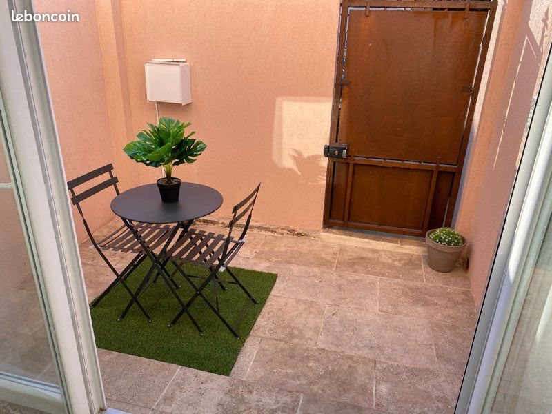 Appartement à louer, 18m², Gignac-la-Nerthe