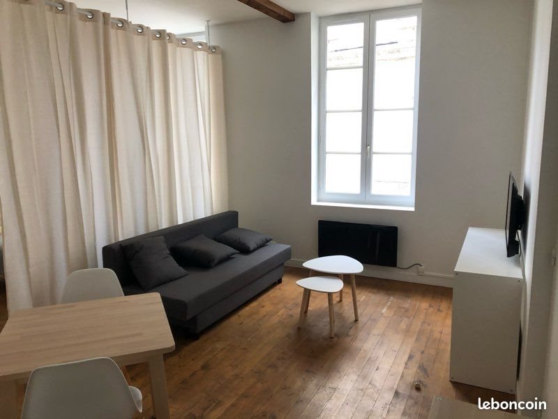 Appartement à louer, 30m², Angoulême