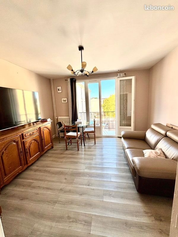 Appartement à louer, 55m², Aurillac