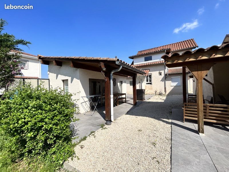 Maison à vendre, 85m², Pont-de-Chéruy