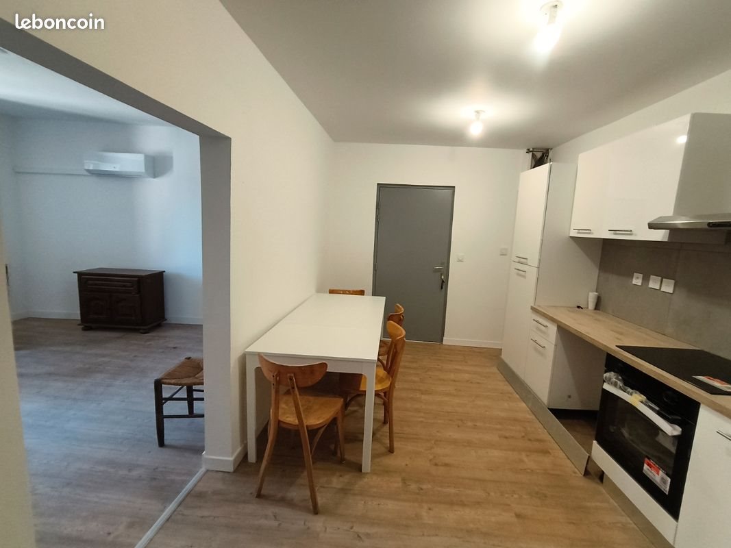 Appartement à louer, 72m², Amancey
