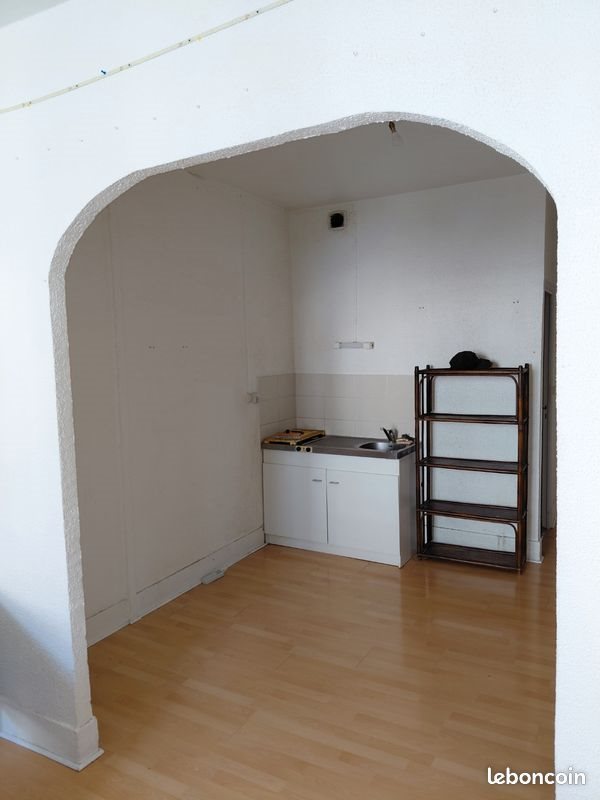 Appartement à louer, 27m², Lons-le-Saunier