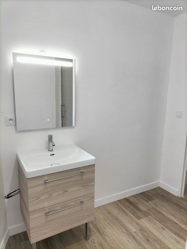 Appartement à louer, 43m², Saint-Laurent-des-Autels