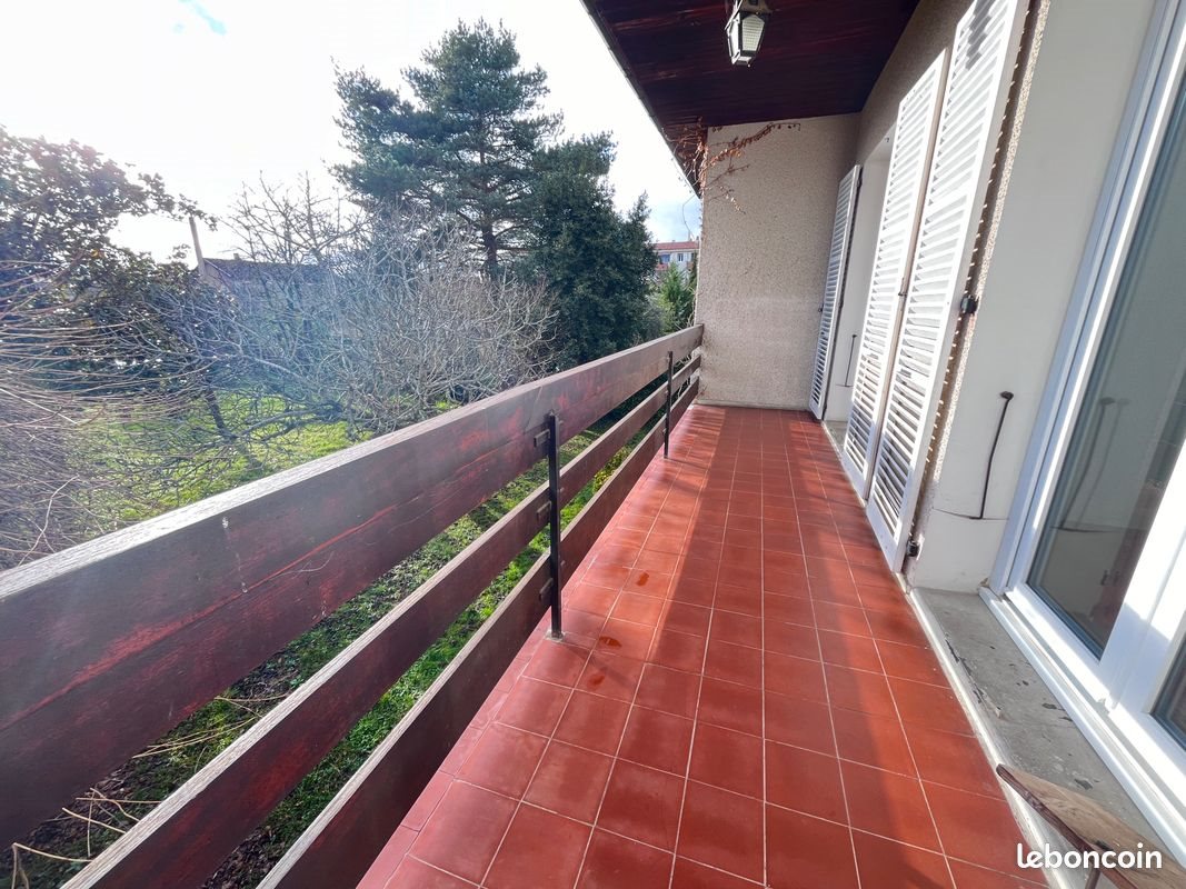 Appartement à louer, 90m², Auch