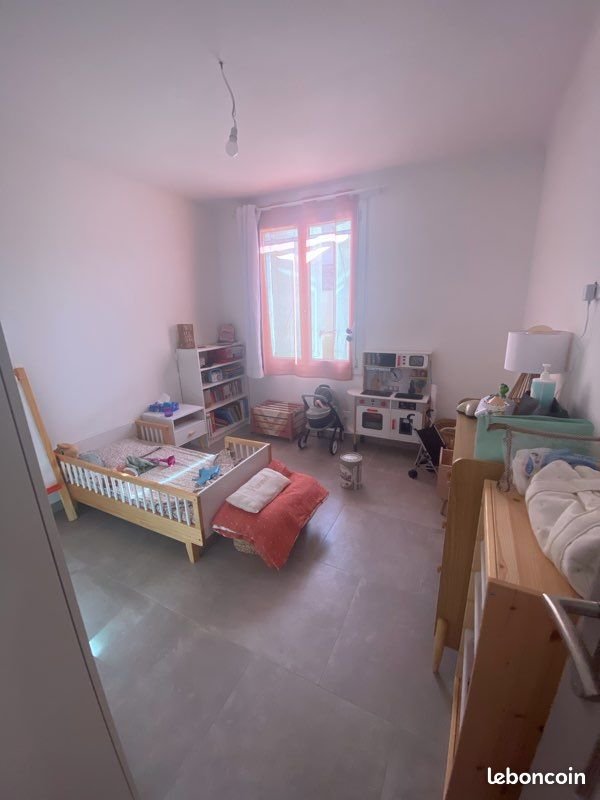 Appartement à louer, 35m², Saint-Victoret