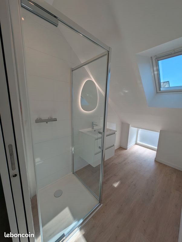Appartement à louer, 45m², Theix