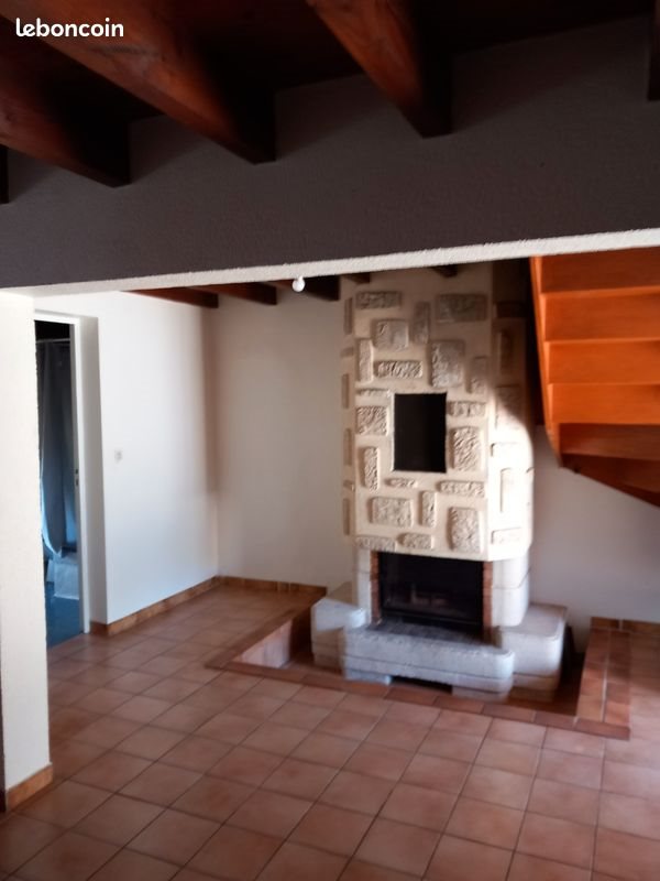 Maison à louer, 55m², Chaptelat