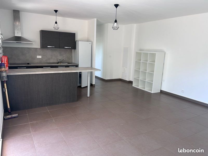 Appartement à louer, 50m², Peri