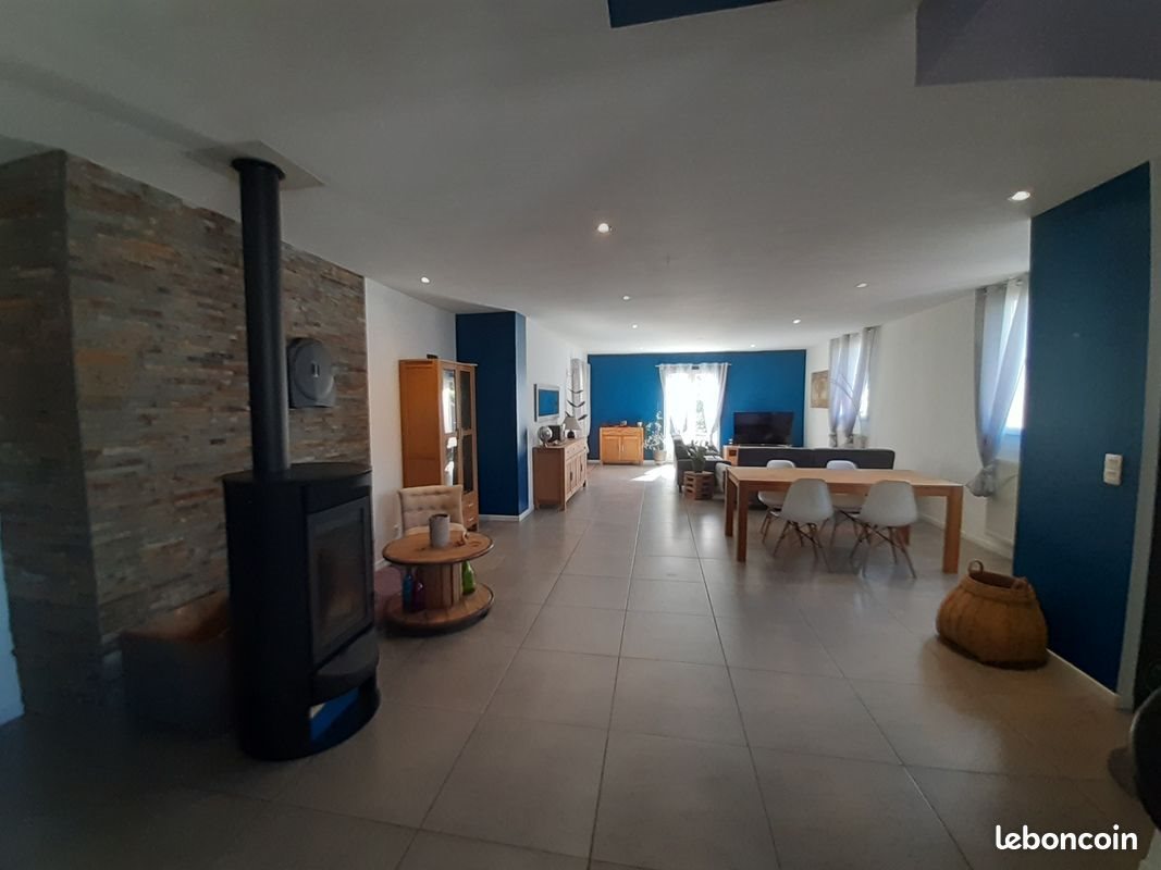 Maison à louer, 138m², Grenade