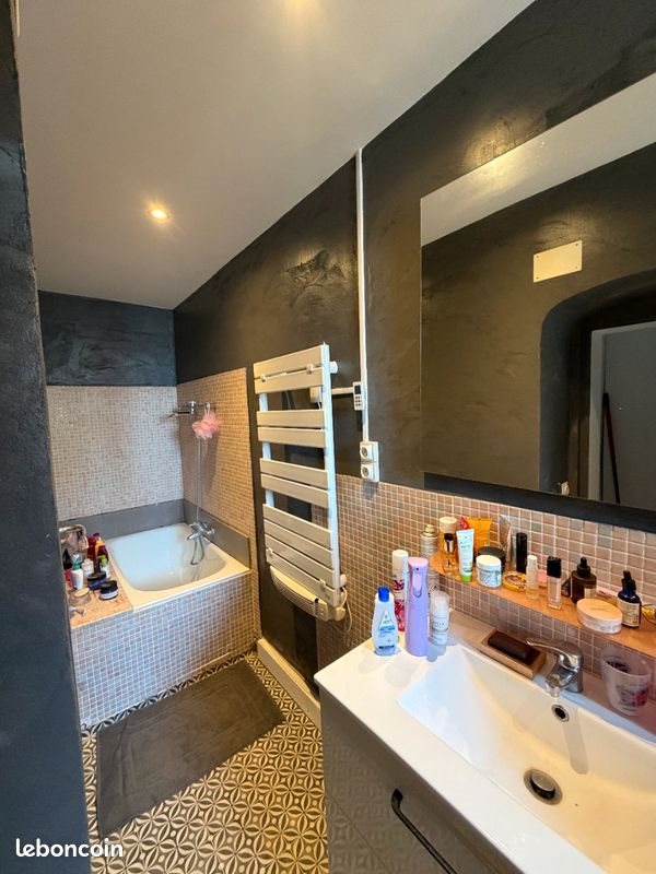 Appartement à louer, 43m², Lézignan-Corbières