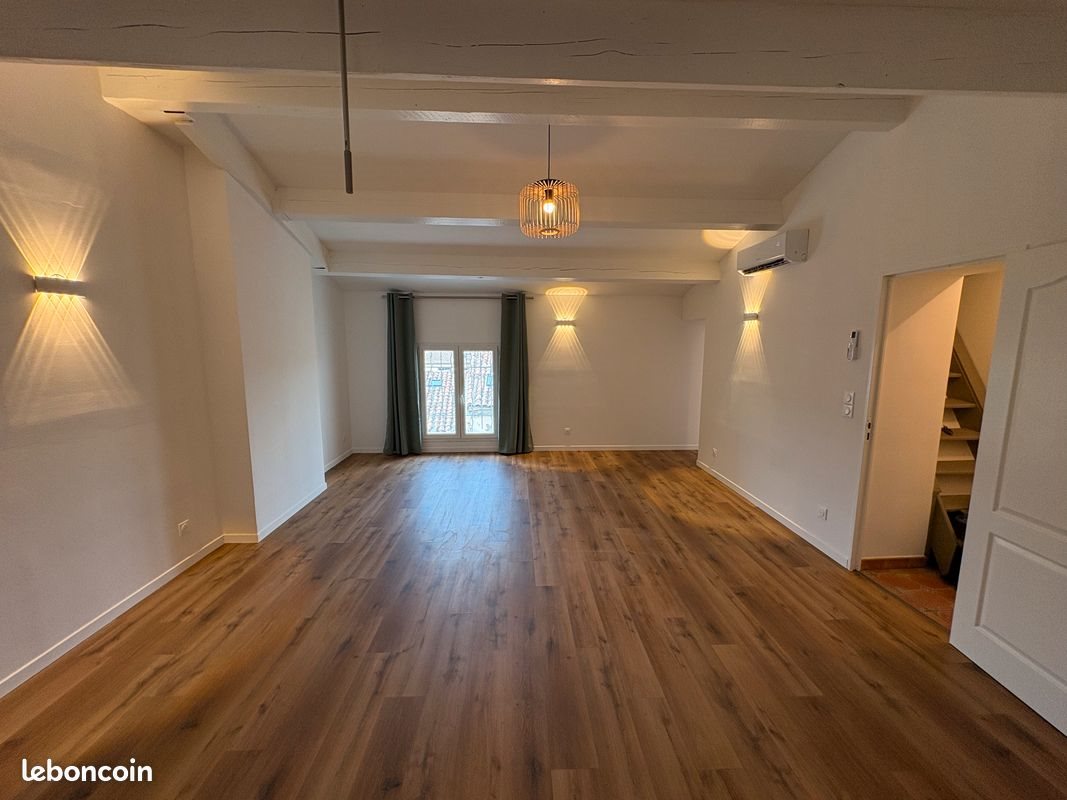 Appartement à louer, 45m², Saint-Maximin-la-Sainte-Baume