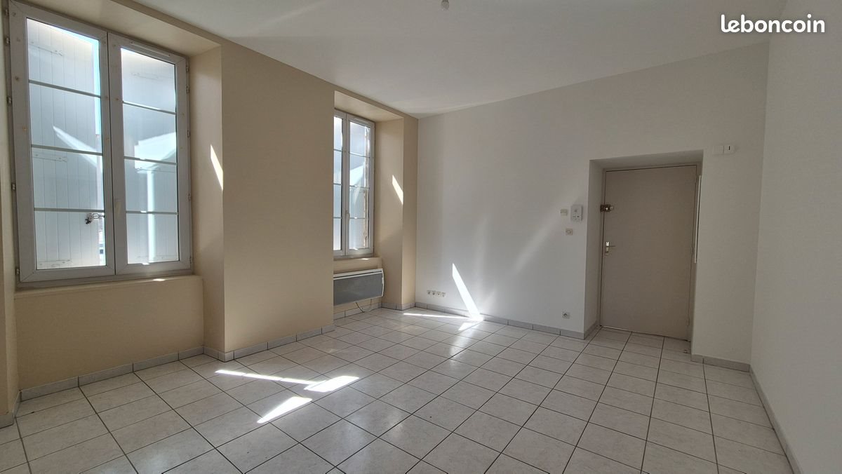 Appartement à louer, 47m², Chiché