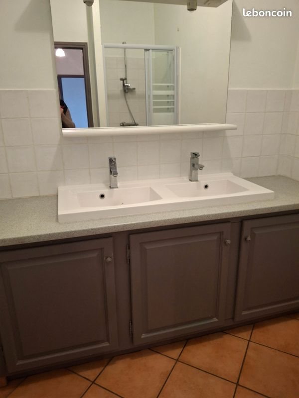Appartement à louer, 75m², Villeneuve-de-Berg
