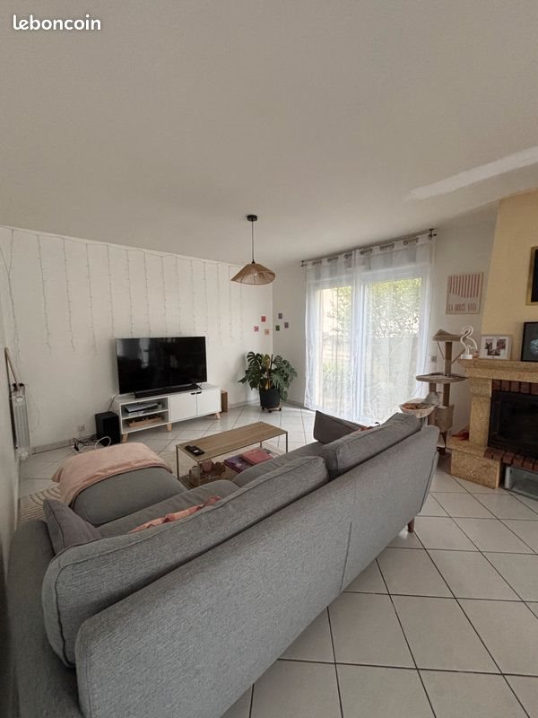Maison à louer, 70m², Saint-Carné