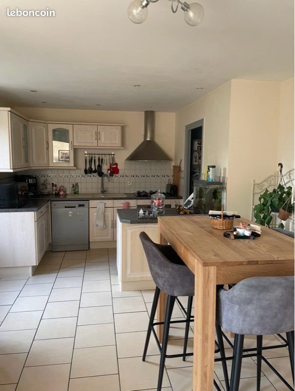 Maison à louer, 150m², Fors