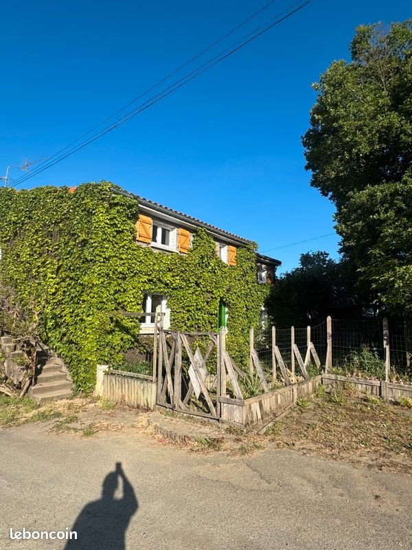 Maison à louer, 180m², La Chapelle-Rousselin