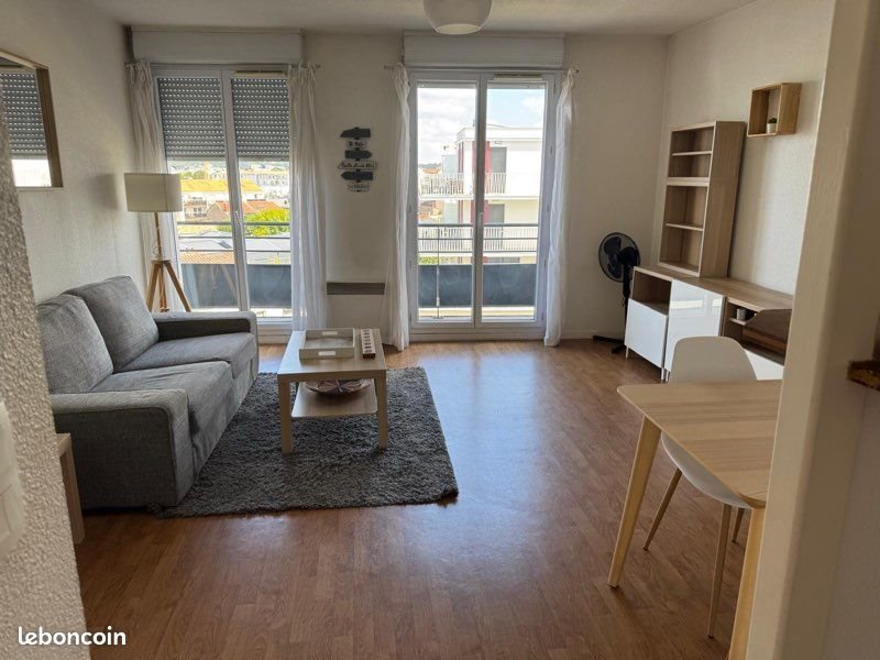 Appartement à louer, 45m², Bordeaux