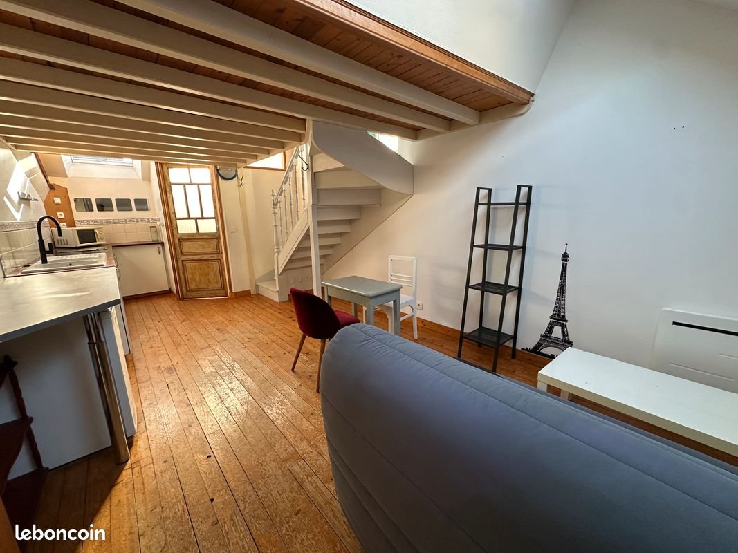 Appartement à louer, 21m², Pont-l'Abbé