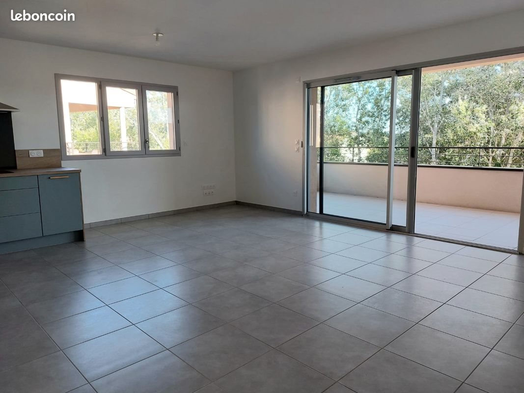 Appartement à louer, 75m², Suze-la-Rousse
