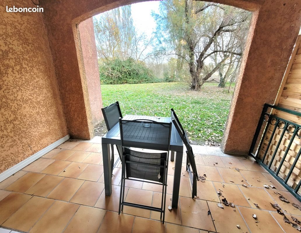 Appartement à louer, 23m², Arles