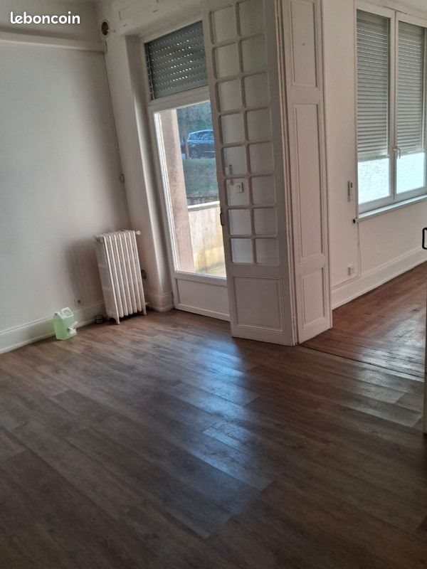Appartement à louer, 804m², Réhon
