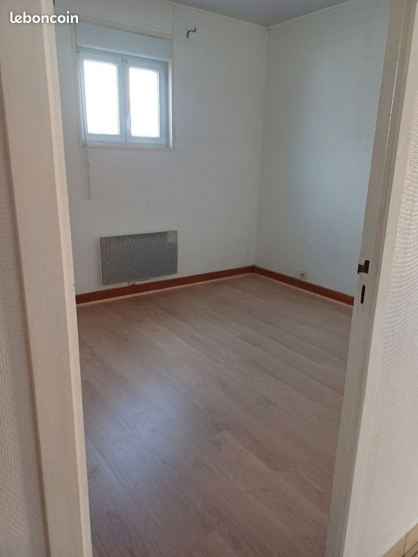 Appartement à louer, 49m², Cozes