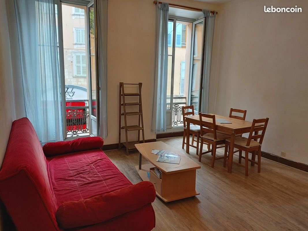 Appartement à louer, 47m², Grasse