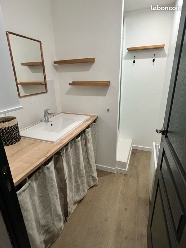 Appartement à louer, 43m², Saint-Fortunat-sur-Eyrieux