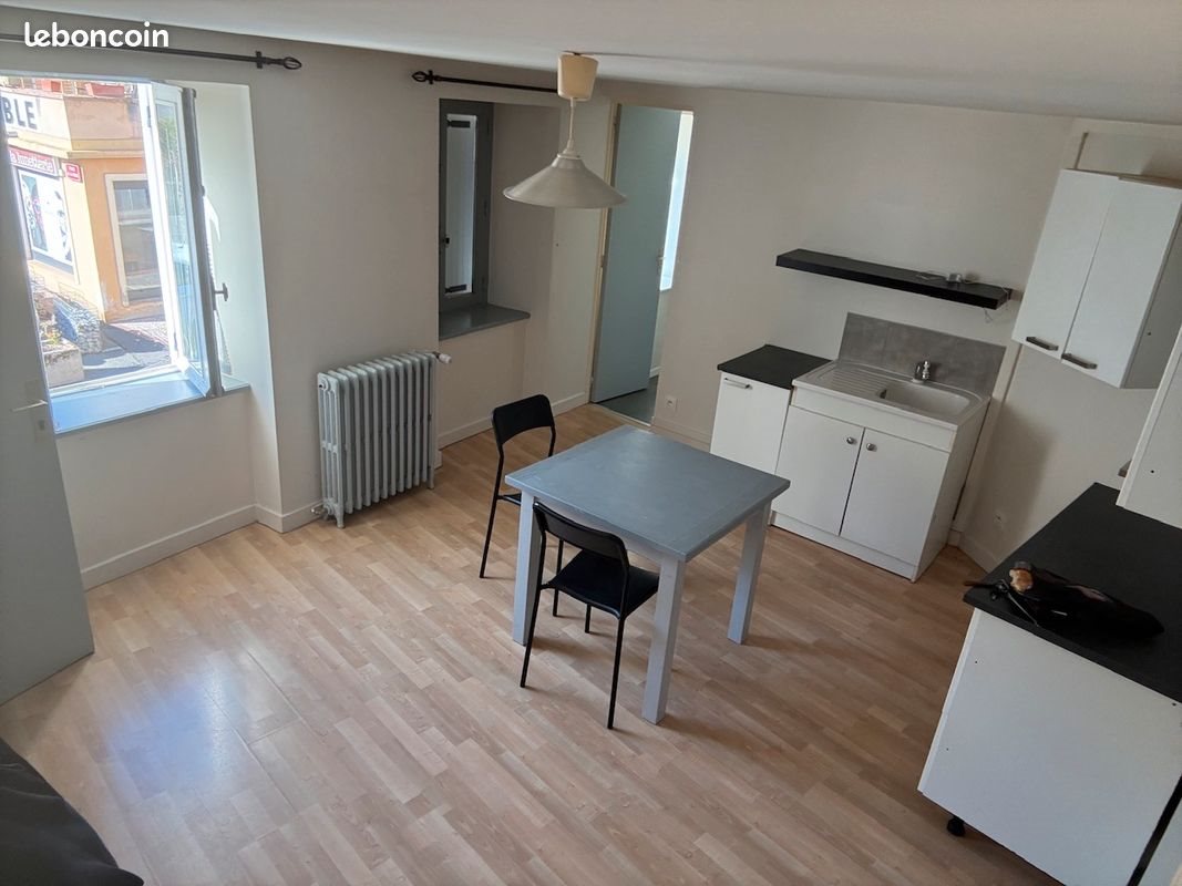 Appartement à louer, 28m², Lamure-sur-Azergues