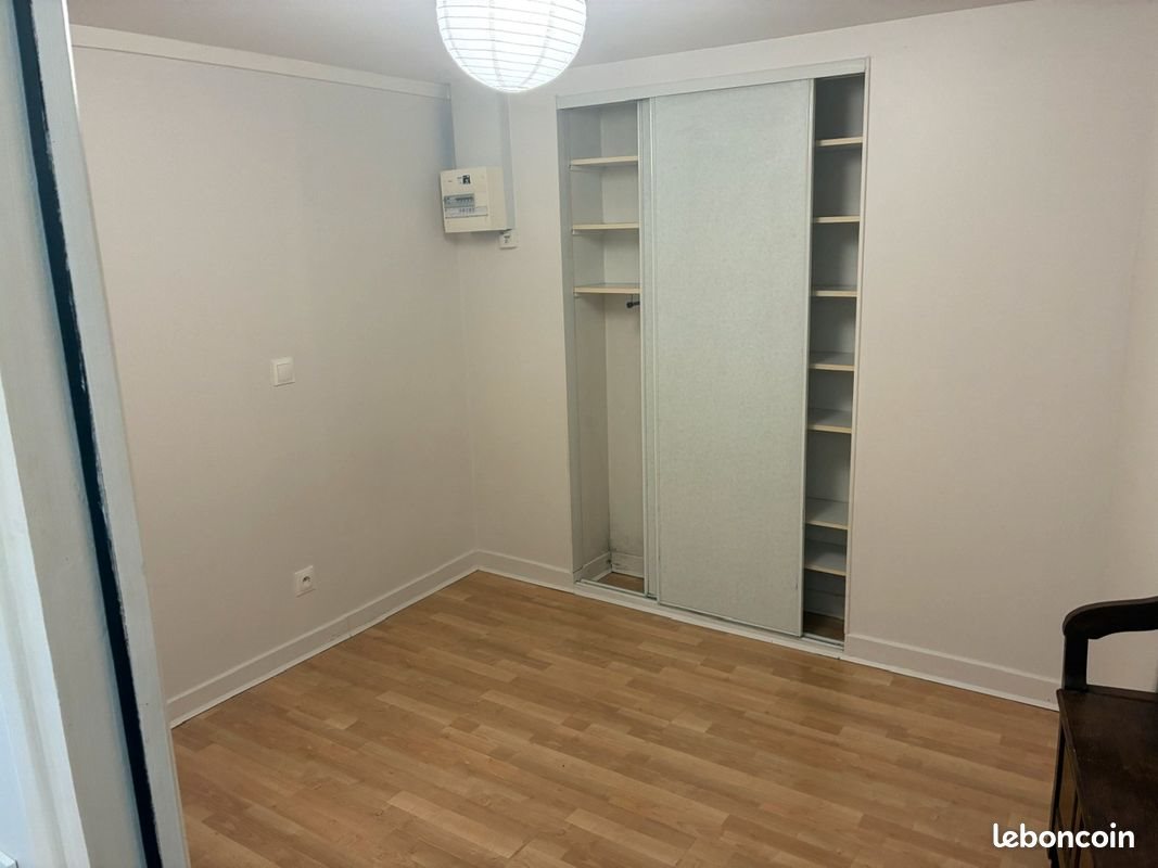 Appartement à louer, 28m², Lamure-sur-Azergues