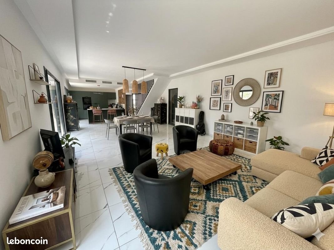 Maison à vendre, 166m², Saint-Raphaël