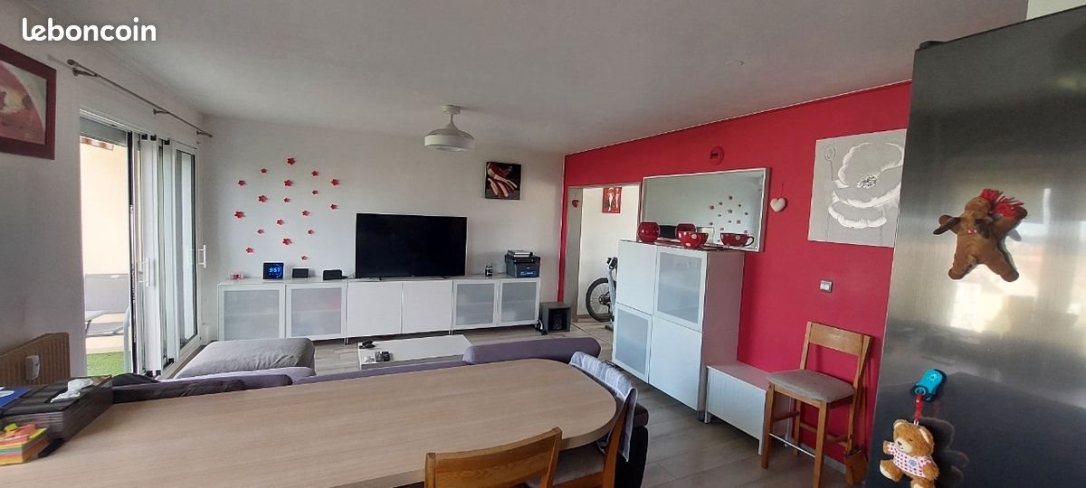 Appartement à vendre, 73m², Saint-Max