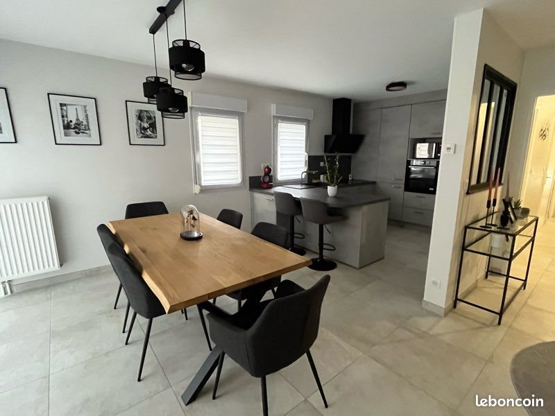 Appartement à louer, 78m², Saint-Memmie