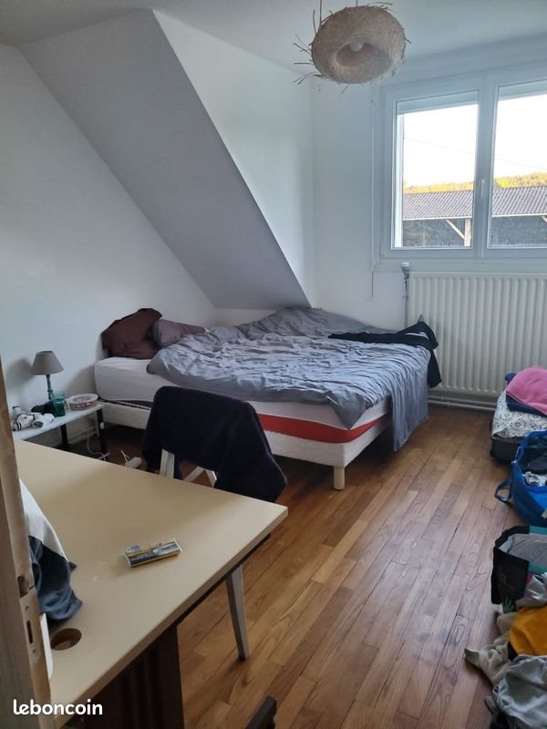 Maison à louer, 85m², Pleucadeuc