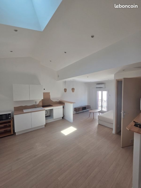 Appartement à louer, 65m², Poussan