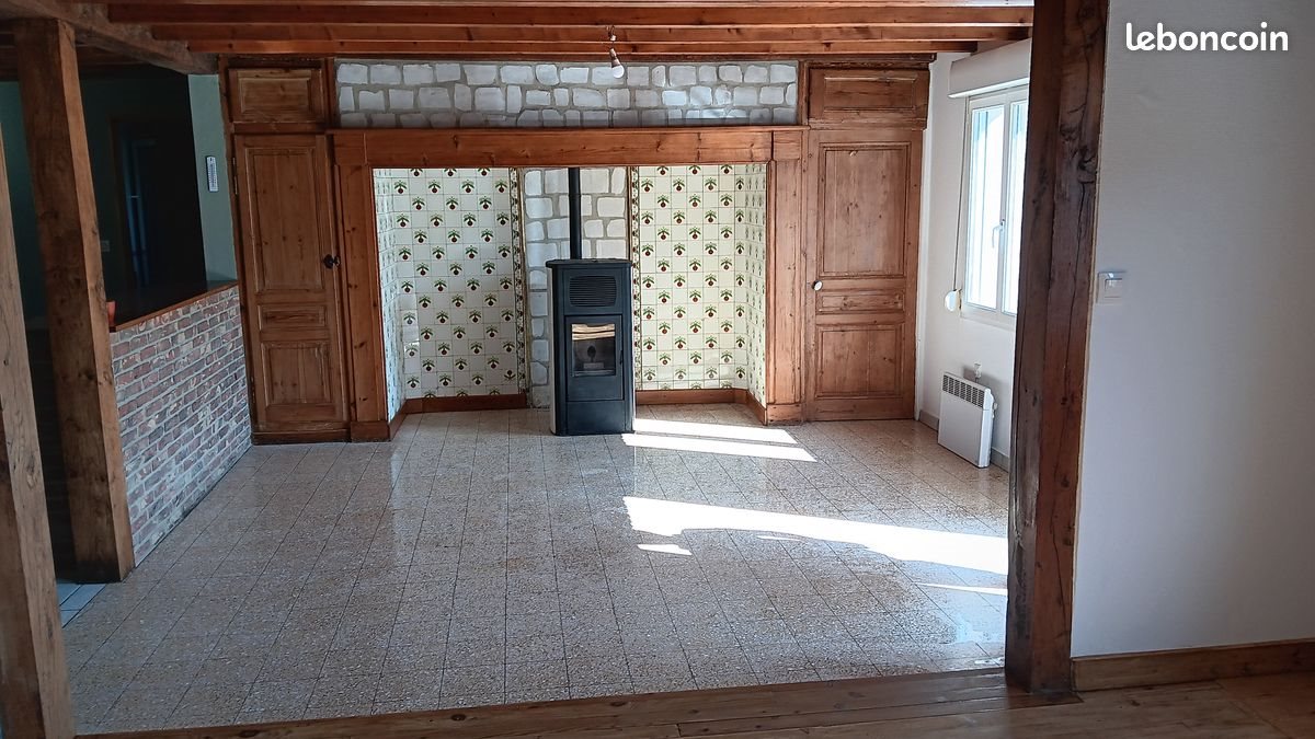 Maison à louer, 85m², Preures