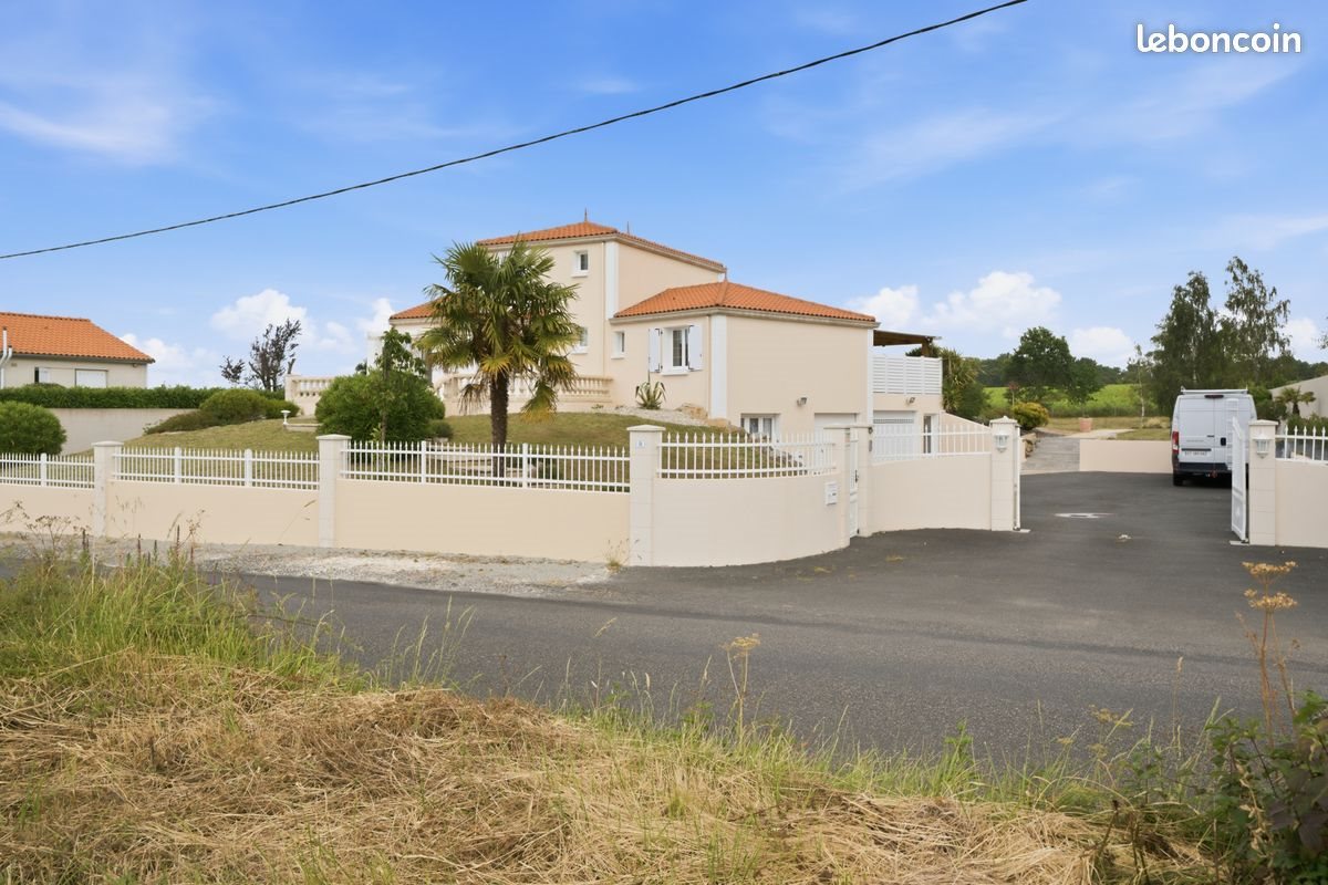 Maison à vendre, 240m², Vallet