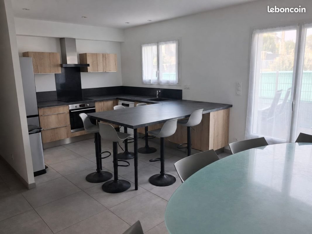 Maison à louer, 95m², Ussac