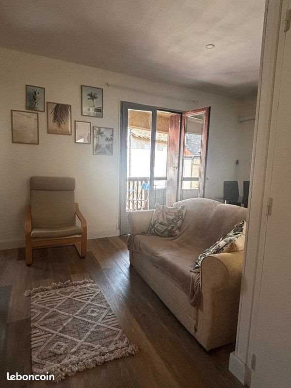 Appartement à louer, 33m², Saint-Céré