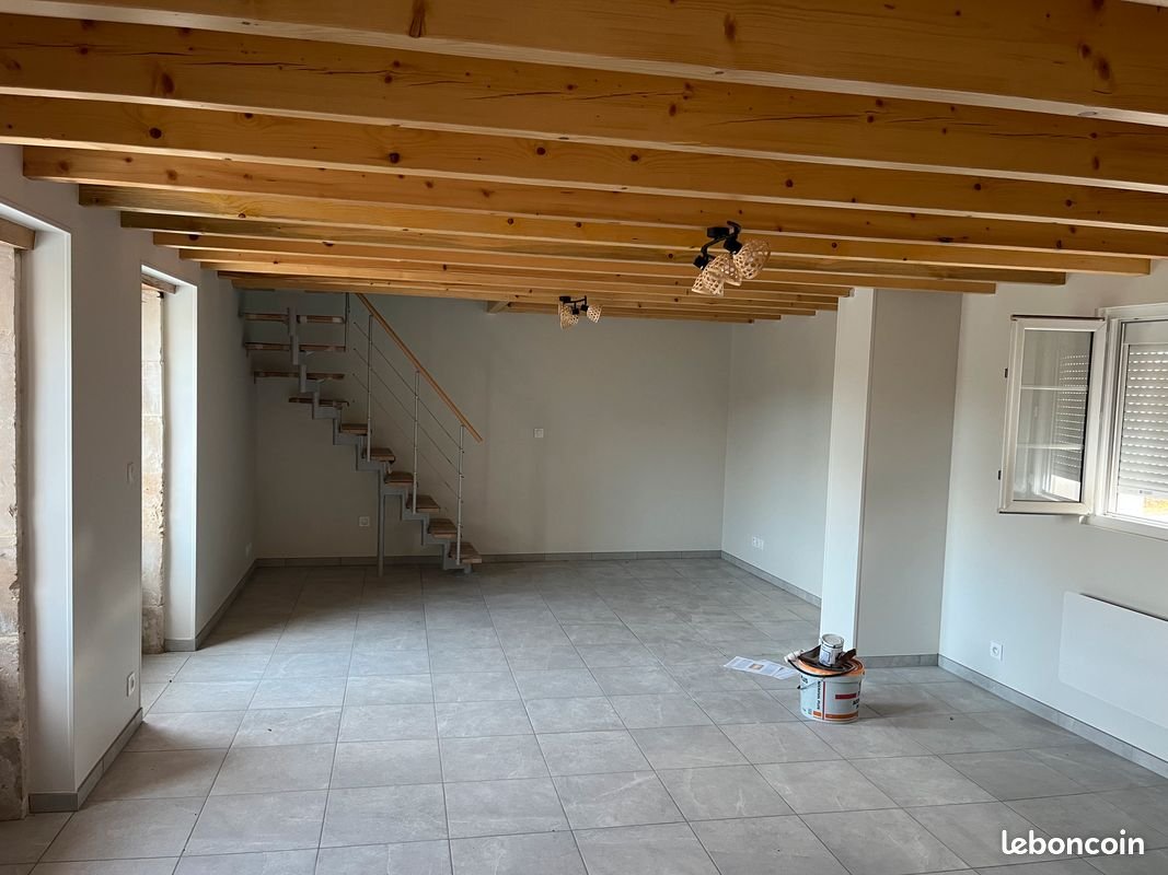 Maison à louer, 100m², Azay-le-Brûlé