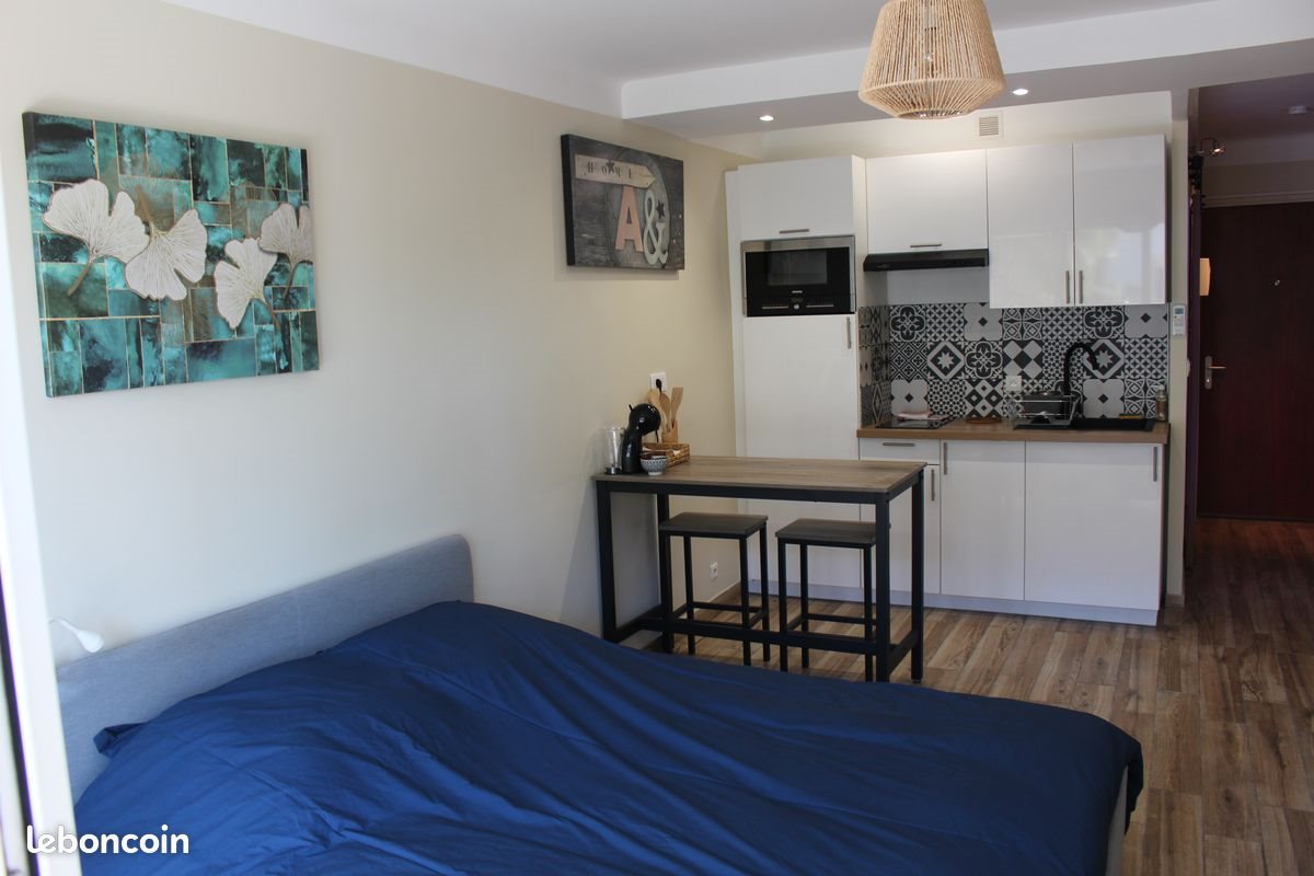 Appartement à louer, 24m², Hyères