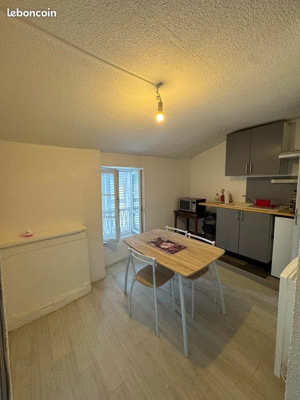 Appartement à louer, 25m², Poitiers