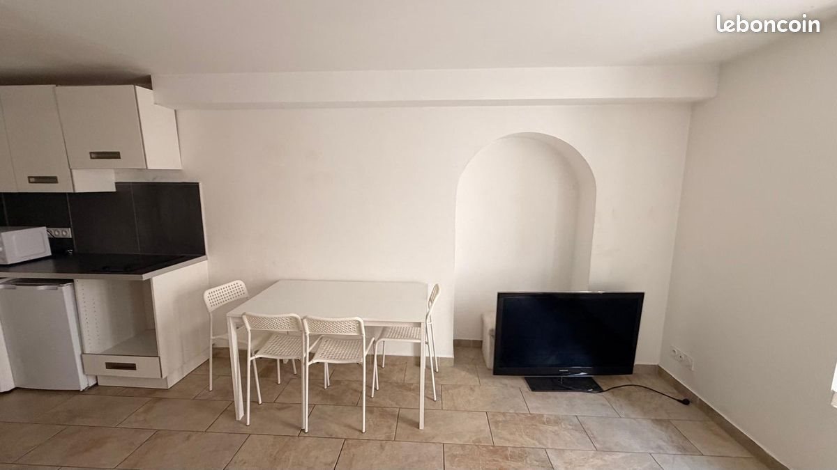 Appartement à louer, 22m², Trans-en-Provence