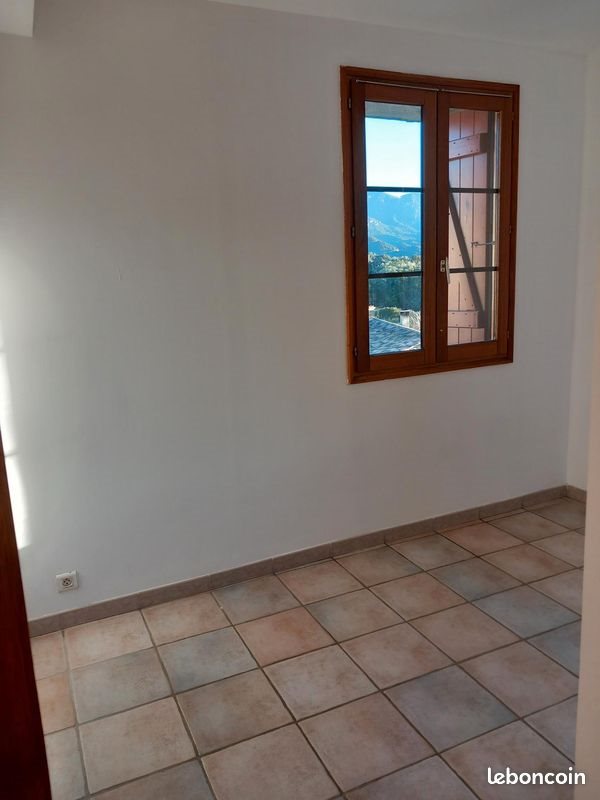 Appartement à louer, 36m², Eccica-Suarella