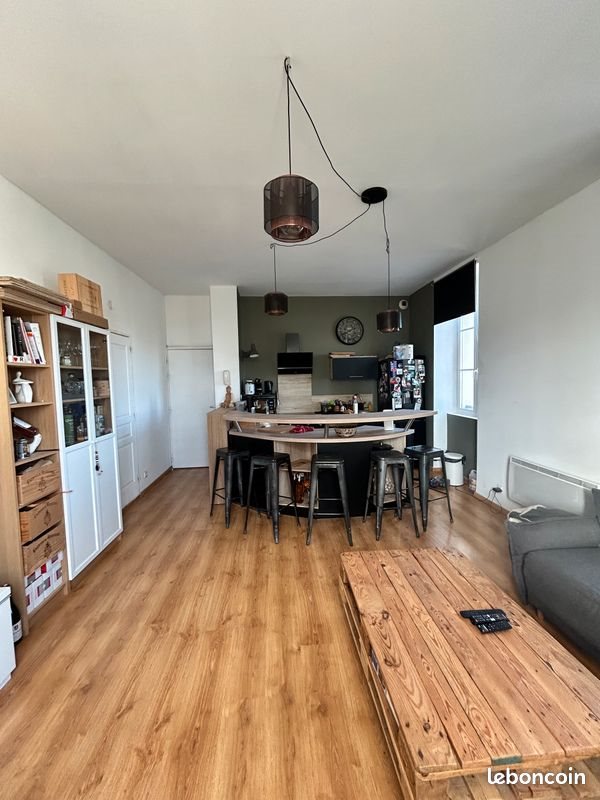 Appartement à louer, 52m², Orange