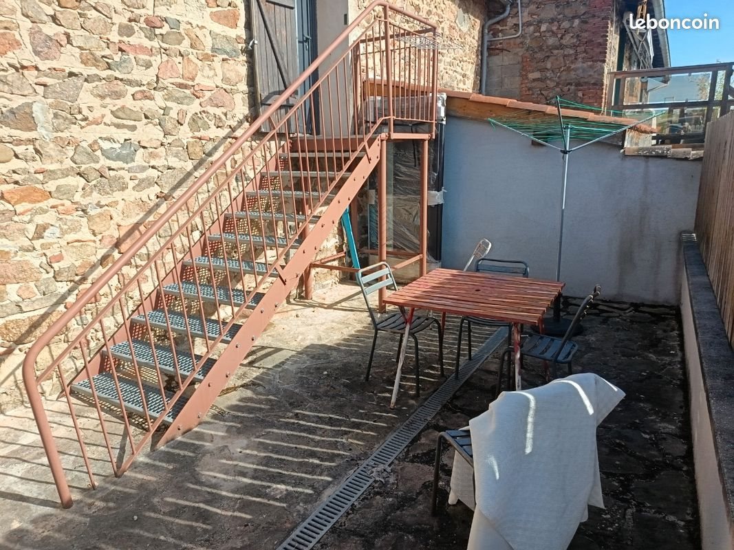 Appartement à louer, 45m², Villerest